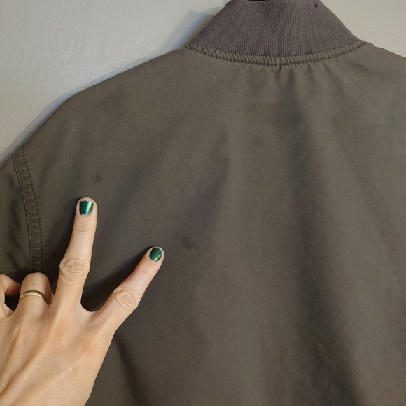 Everlane Men's Khaki Bomber Jacket, Small - Picture 5 of 7